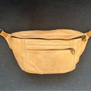 Parker Thatch Butterscotch Cross Your Heart Sling Tan Leather Waist Bag